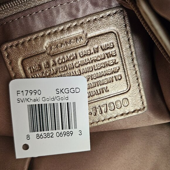 Authentic Coach Signature Brooke Hobo - Picture 5 of 5